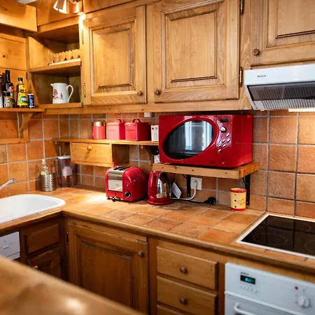 Apartment Warm 2-bedroom Near The Tourist Office *